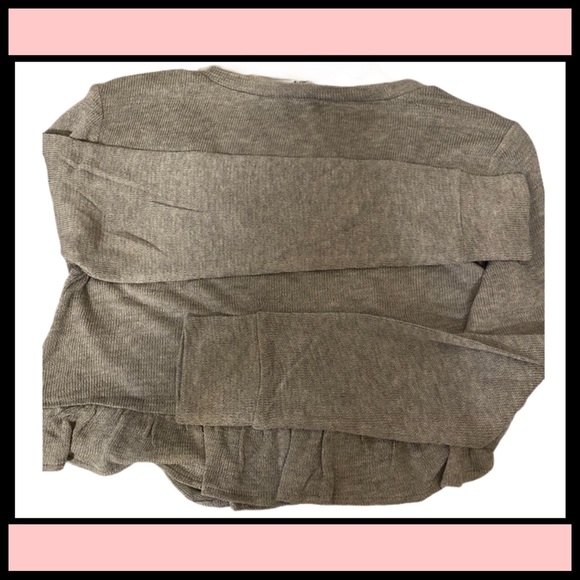 NWT BB DAKOTA NWT Grey Crop-Ruffled hem light weight thermal Knit Top S - Picture 5 of 9